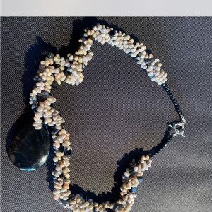 Elegant Black and Tan Shell Necklace